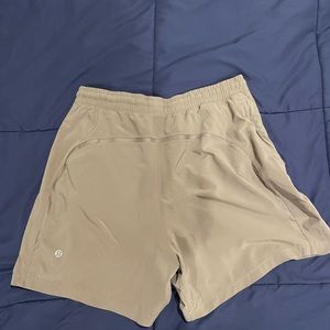 New Lululemon 5” PaceBreaker LL